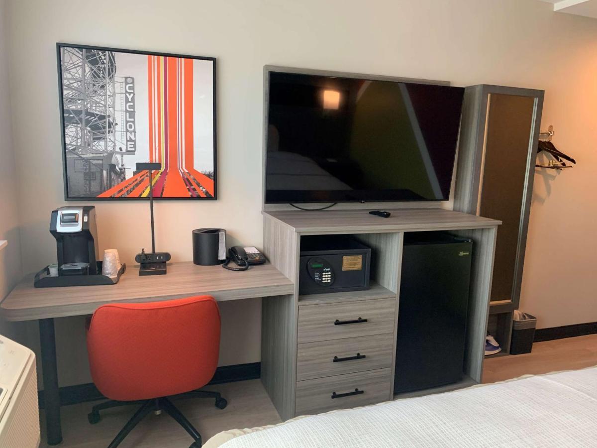 Best Western Plus Brooklyn-Prospect Park New York Extérieur photo